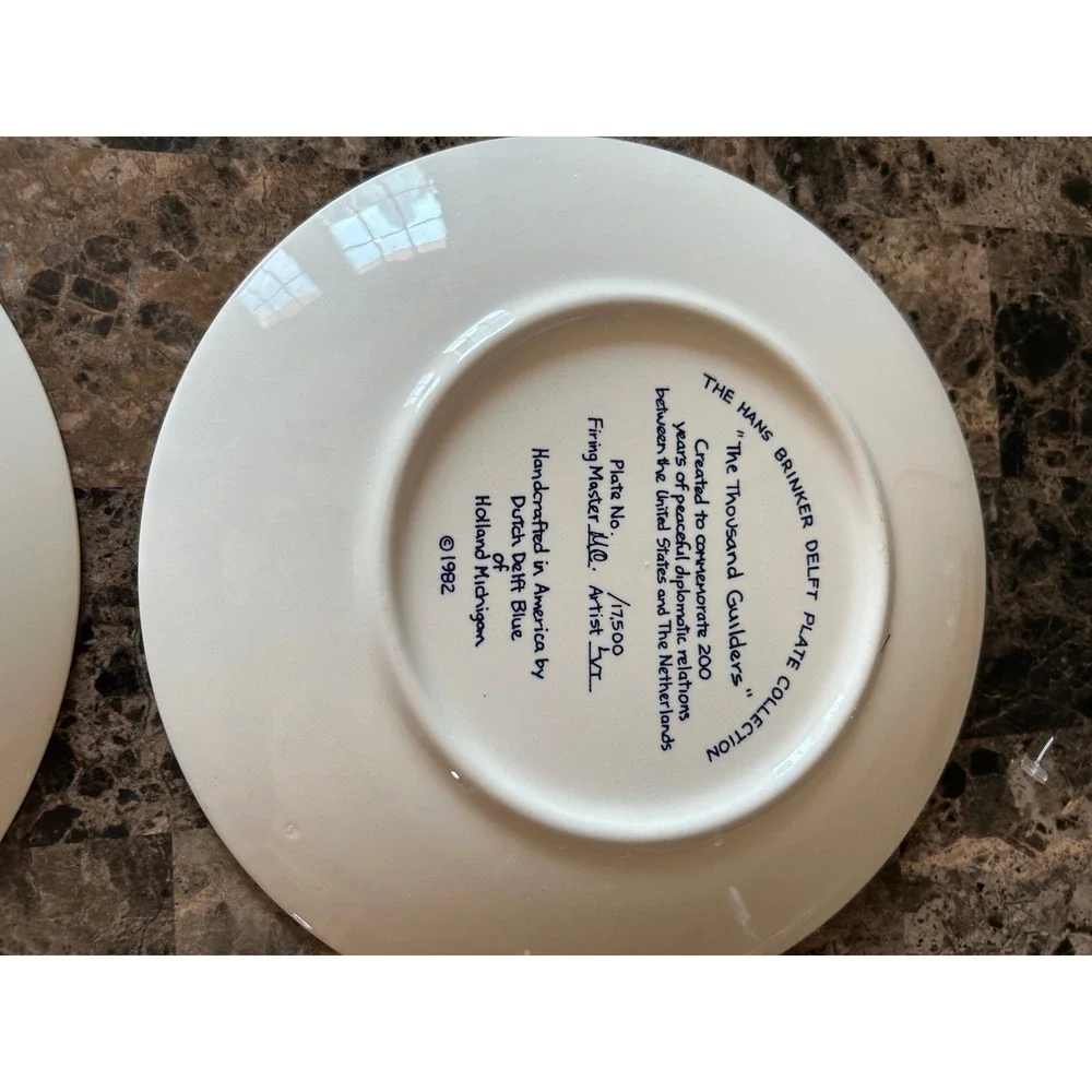 Hans Brinker Delft Plates Mysterious Watch #604 Thousand Guilders Vintage 1982